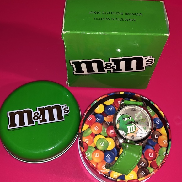 M&M’s Fun Watch Green M&M - Picture 4 of 16